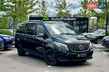 Минивэн Mercedes-Benz V-Class 2014 в 