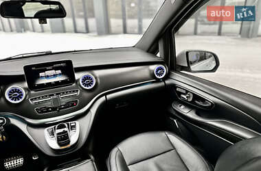 Минивэн Mercedes-Benz V-Class 2016 в 