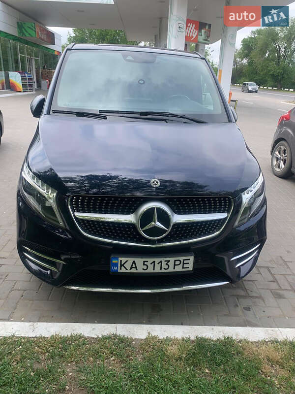 Мінівен Mercedes-Benz V-Class 2020 в 