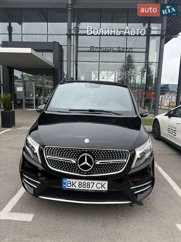 Минивэн Mercedes-Benz V-Class 2014 в Ровно фото 17 Минивэн Mercedes-Benz V-Class 2014 в Ровно