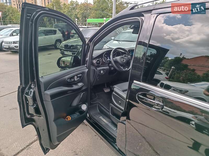 Минивэн Mercedes-Benz V-Class 2023 в Харькове