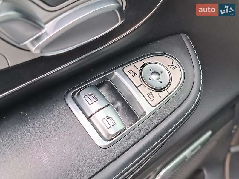 Минивэн Mercedes-Benz V-Class 2023 в Харькове