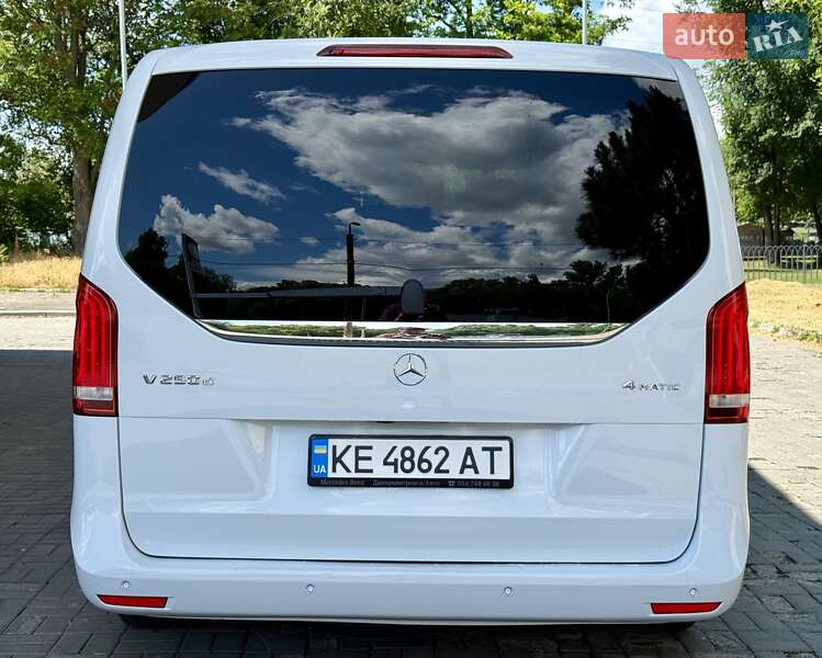 Минивэн Mercedes-Benz V-Class 2016 в Днепре