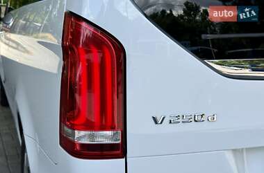 Минивэн Mercedes-Benz V-Class 2016 в 