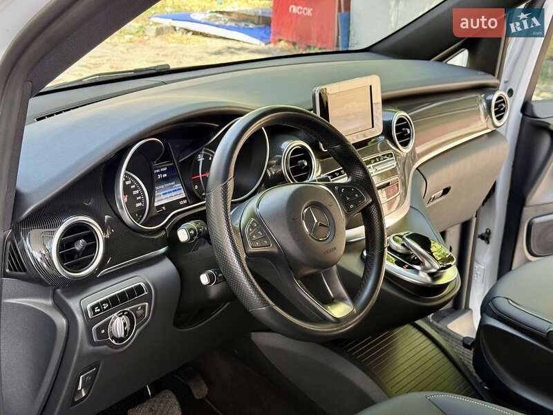 Минивэн Mercedes-Benz V-Class 2016 в Днепре