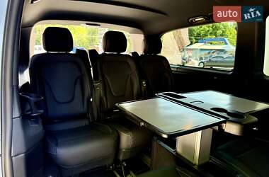 Минивэн Mercedes-Benz V-Class 2016 в 