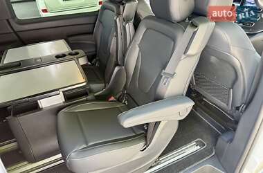 Минивэн Mercedes-Benz V-Class 2016 в 