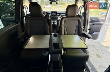 Минивэн Mercedes-Benz V-Class 2016 в 