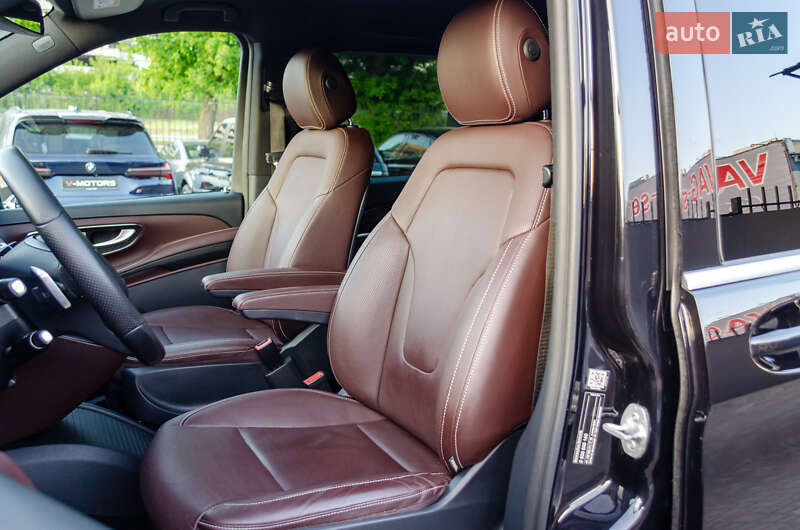 Минивэн Mercedes-Benz V-Class 2017 в Киеве