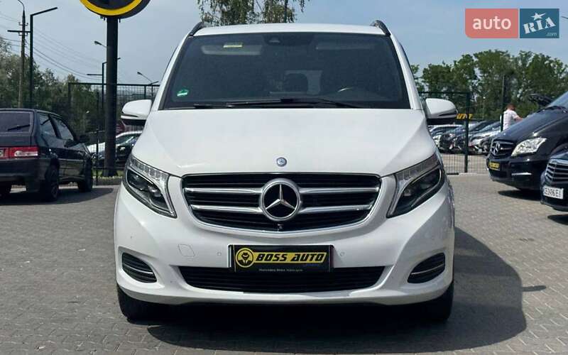 Минивэн Mercedes-Benz V-Class 2016 в Черновцах