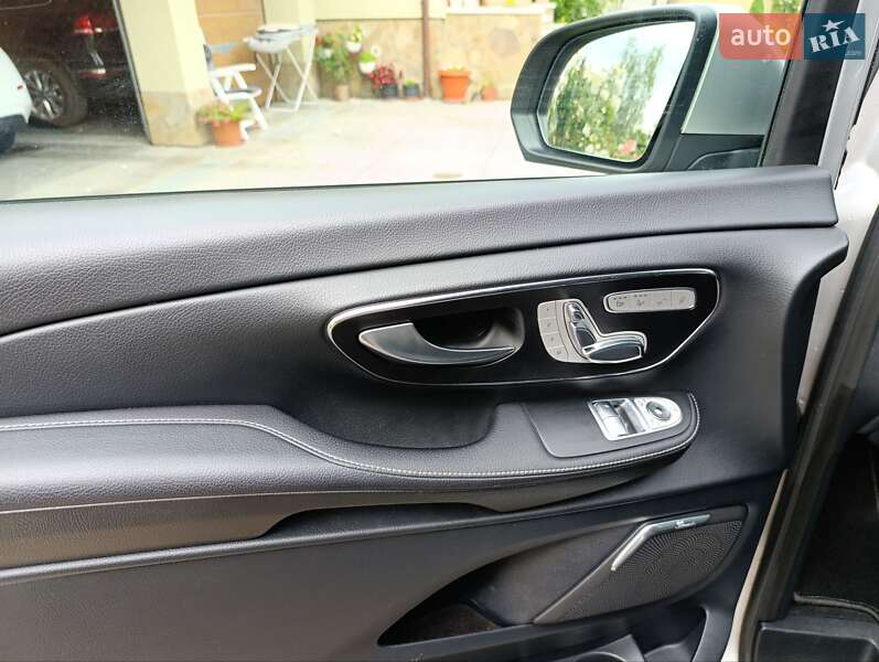 Минивэн Mercedes-Benz V-Class 2016 в Черновцах фото 16 Минивэн Mercedes-Benz V-Class 2016 в Черновцах