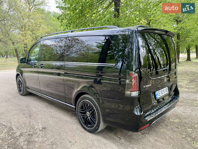 Минивэн Mercedes-Benz V-Class 2024 в Киеве фото 4 Минивэн Mercedes-Benz V-Class 2024 в Киеве