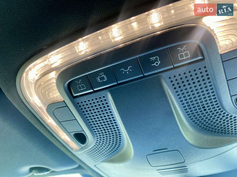 Минивэн Mercedes-Benz V-Class 2024 в Киеве фото 24 Минивэн Mercedes-Benz V-Class 2024 в Киеве