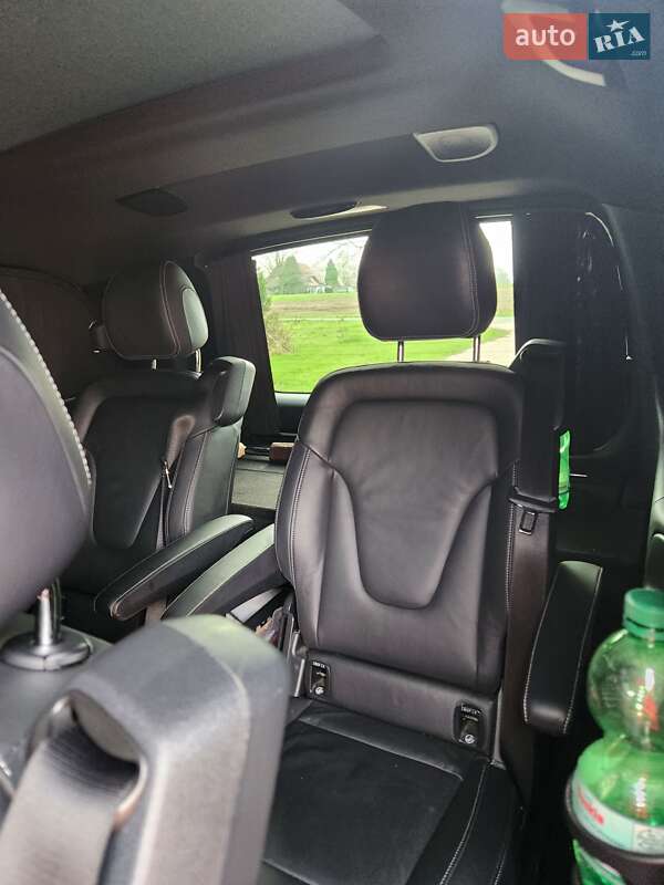 Минивэн Mercedes-Benz V-Class 2016 в Одессе фото 16 Минивэн Mercedes-Benz V-Class 2016 в Одессе