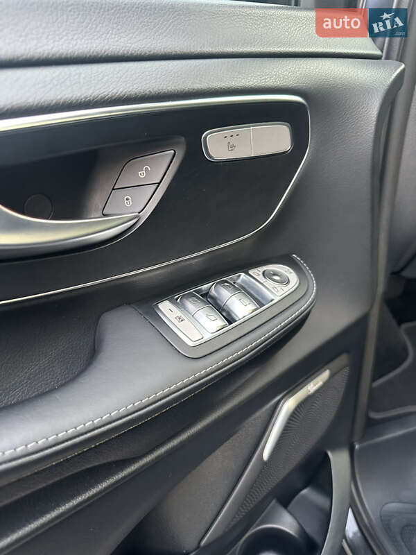 Мінівен Mercedes-Benz V-Class 2021 в Бродах