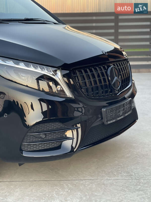 Минивэн Mercedes-Benz V-Class 2022 в Днепре