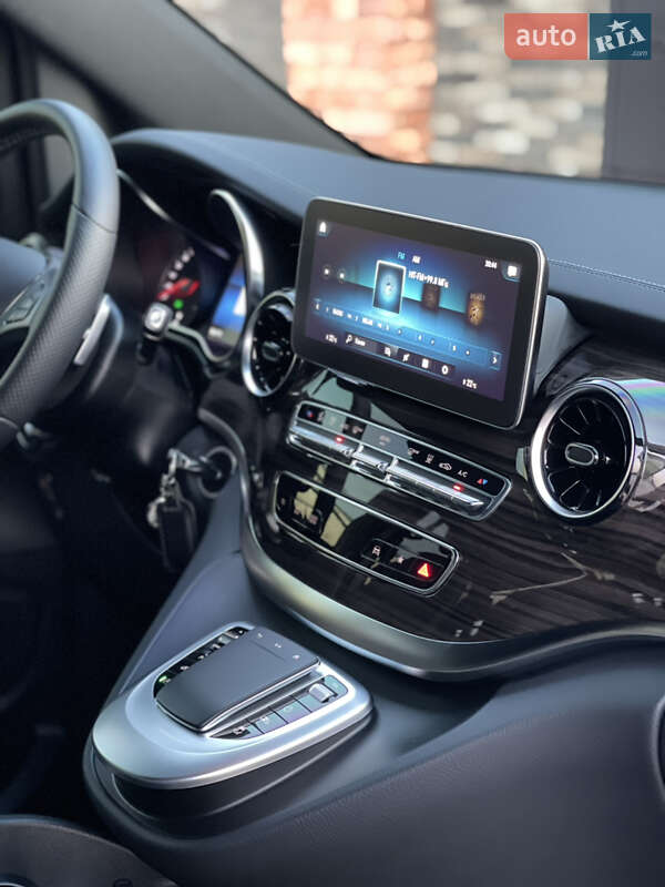 Минивэн Mercedes-Benz V-Class 2022 в Днепре