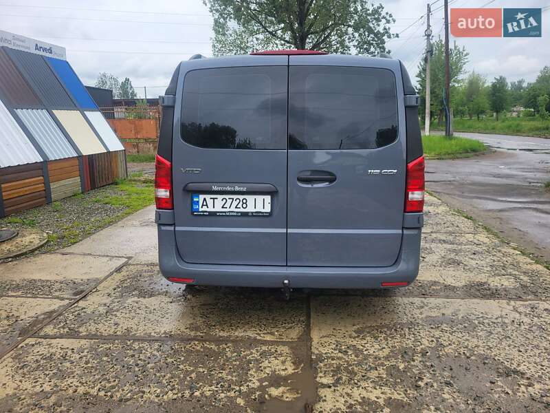 Минивэн Mercedes-Benz V-Class 2020 в Калуше