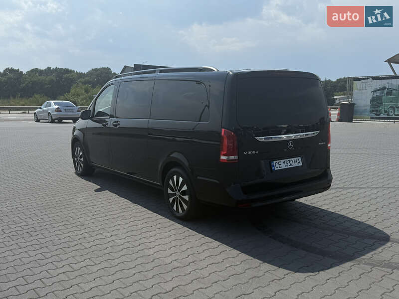 Минивэн Mercedes-Benz V-Class 2022 в Черновцах