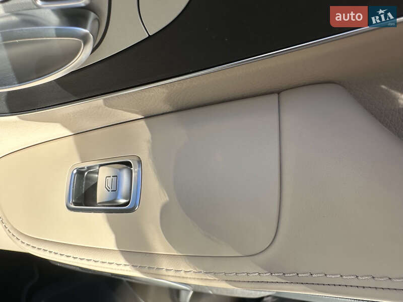 Мінівен Mercedes-Benz V-Class 2023 в Києві