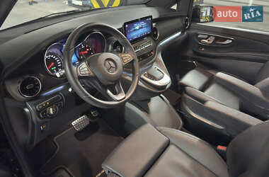 Мінівен Mercedes-Benz V-Class 2023 в 