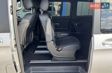 Минивэн Mercedes-Benz V-Class 2022 в 