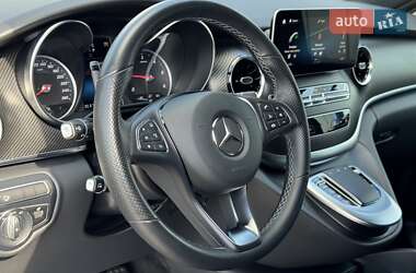 Минивэн Mercedes-Benz V-Class 2022 в 