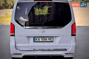 Минивэн Mercedes-Benz V-Class 2016 в 
