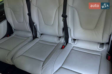 Минивэн Mercedes-Benz V-Class 2016 в 