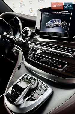 Минивэн Mercedes-Benz V-Class 2018 в 