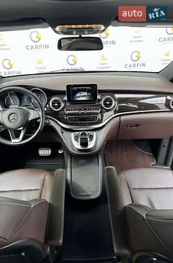 Минивэн Mercedes-Benz V-Class 2018 в 