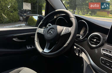 Минивэн Mercedes-Benz V-Class 2017 в 