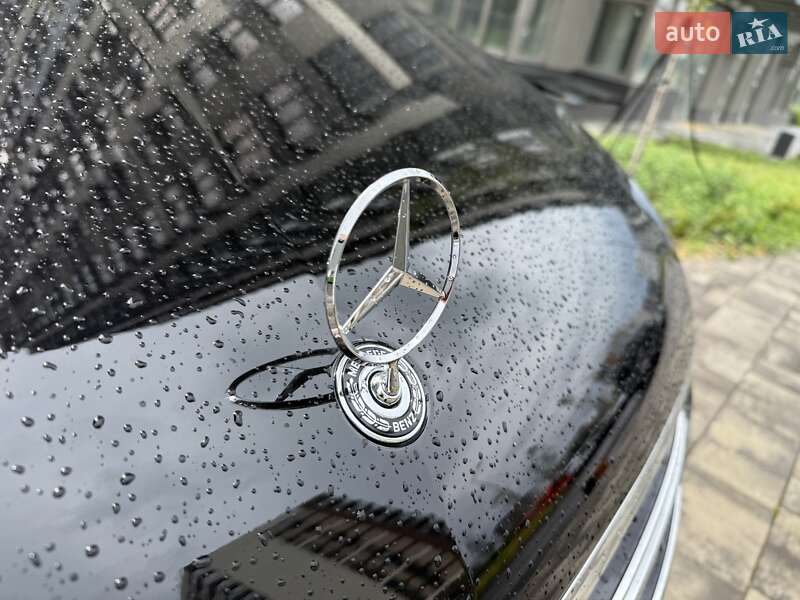 Мінівен Mercedes-Benz V-Class 2025 в Києві