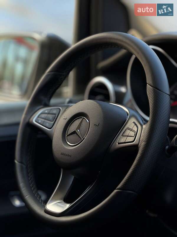 Минивэн Mercedes-Benz V-Class 2016 в Черновцах
