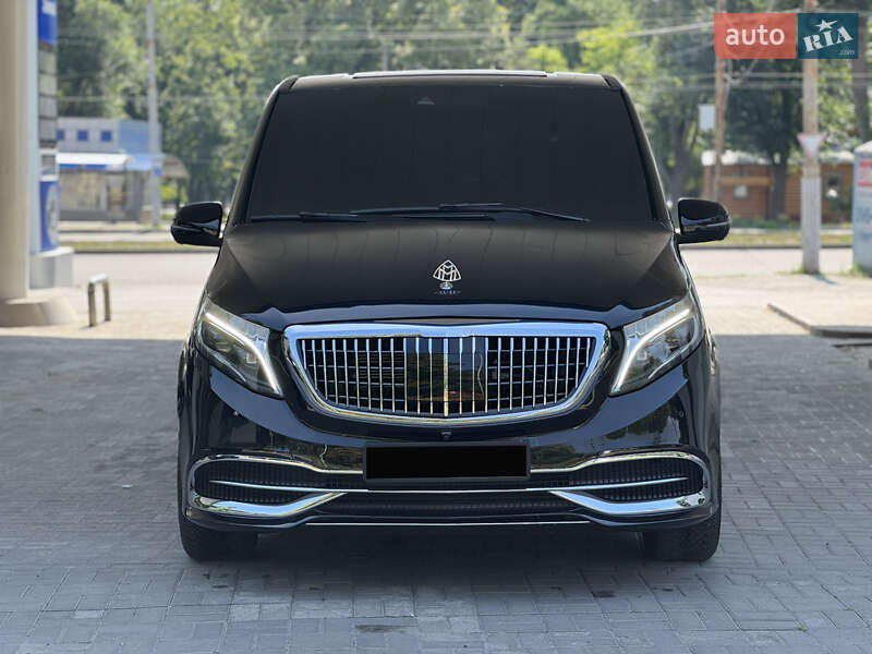 Минивэн Mercedes-Benz V-Class 2019 в Днепре