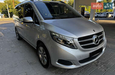 Минивэн Mercedes-Benz V-Class 2015 в 