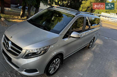 Минивэн Mercedes-Benz V-Class 2015 в 