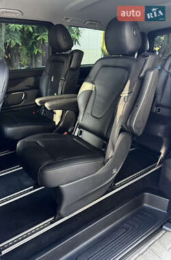 Минивэн Mercedes-Benz V-Class 2015 в 
