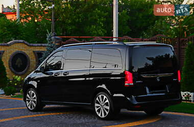 Минивэн Mercedes-Benz V-Class 2017 в 