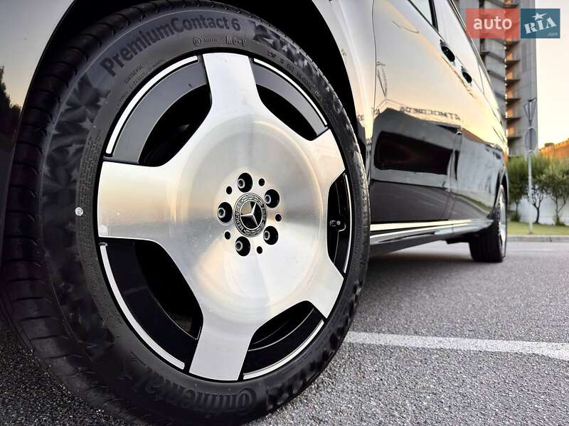 Минивэн Mercedes-Benz V-Class 2024 в Киеве
