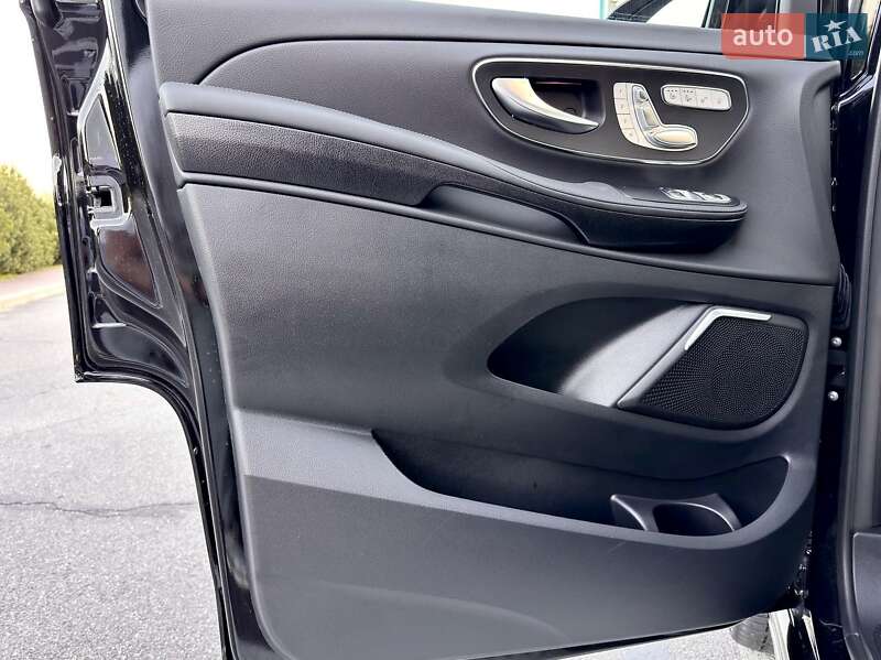 Минивэн Mercedes-Benz V-Class 2024 в Киеве