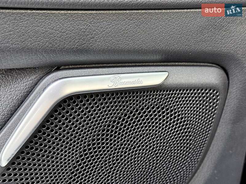 Минивэн Mercedes-Benz V-Class 2024 в Киеве