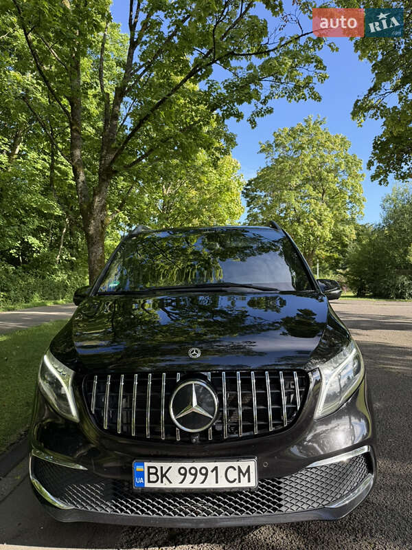 Мінівен Mercedes-Benz V-Class 2021 в Костопілі фото 4 Мінівен Mercedes-Benz V-Class 2021 в Костопілі