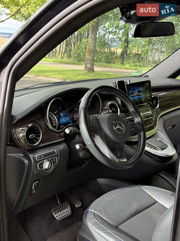 Мінівен Mercedes-Benz V-Class 2021 в Костопілі фото 16 Мінівен Mercedes-Benz V-Class 2021 в Костопілі