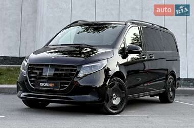 Минивэн Mercedes-Benz V-Class 2025 в Киеве