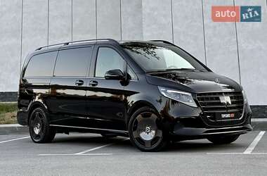 Минивэн Mercedes-Benz V-Class 2025 в 