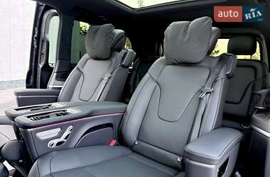 Минивэн Mercedes-Benz V-Class 2025 в 