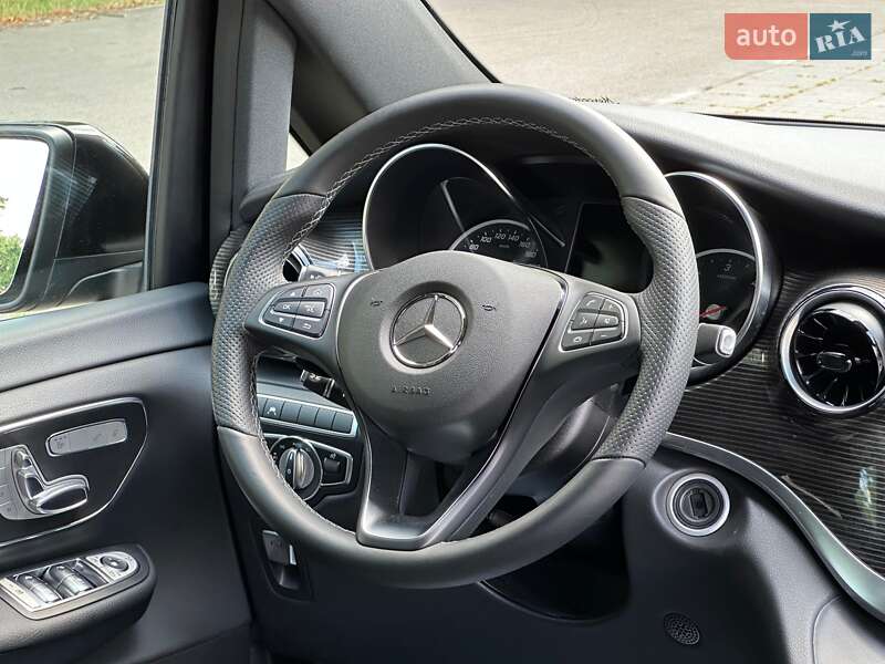 Минивэн Mercedes-Benz V-Class 2023 в Киеве фото 14 Минивэн Mercedes-Benz V-Class 2023 в Киеве