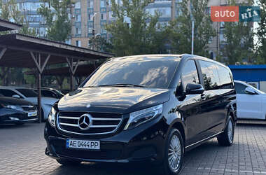 Мінівен Mercedes-Benz V-Class 2015 в Кривому Розі