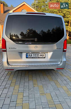 Минивэн Mercedes-Benz V-Class 2020 в Киеве